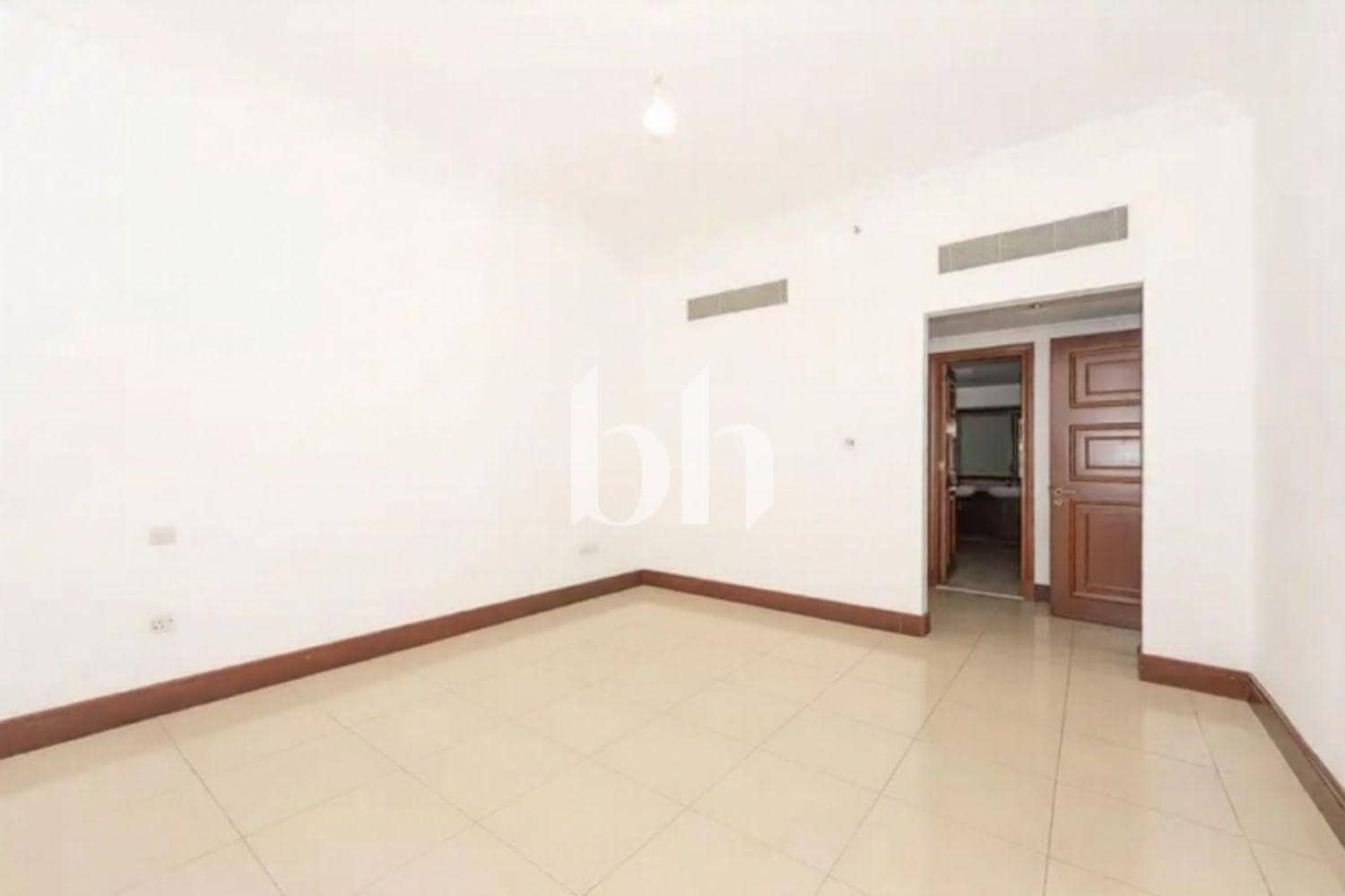 2 Bedroom Apartment in Golden Mile 4 - photo 1