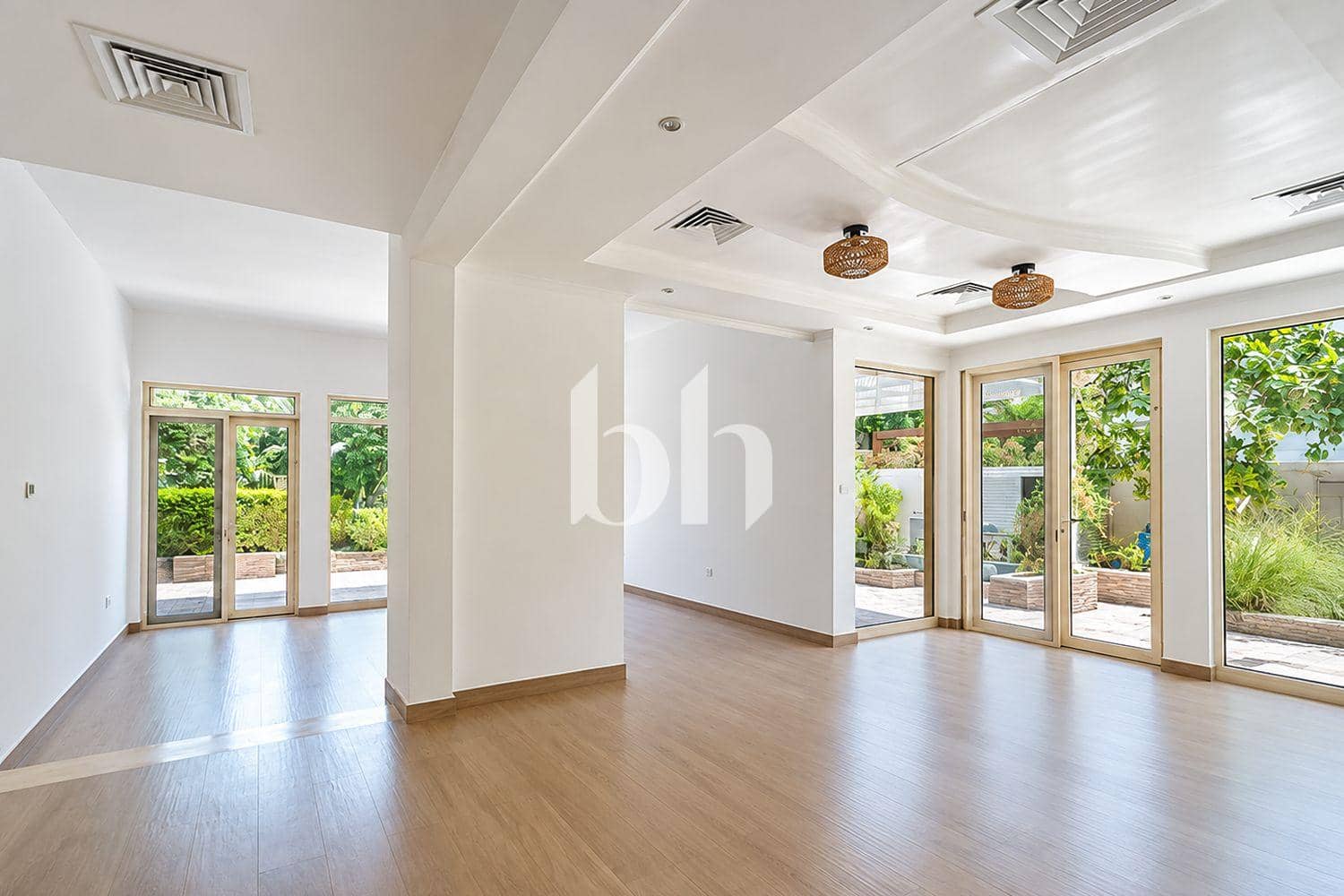 4 Bedroom Villa in Savannah 1 - photo 2
