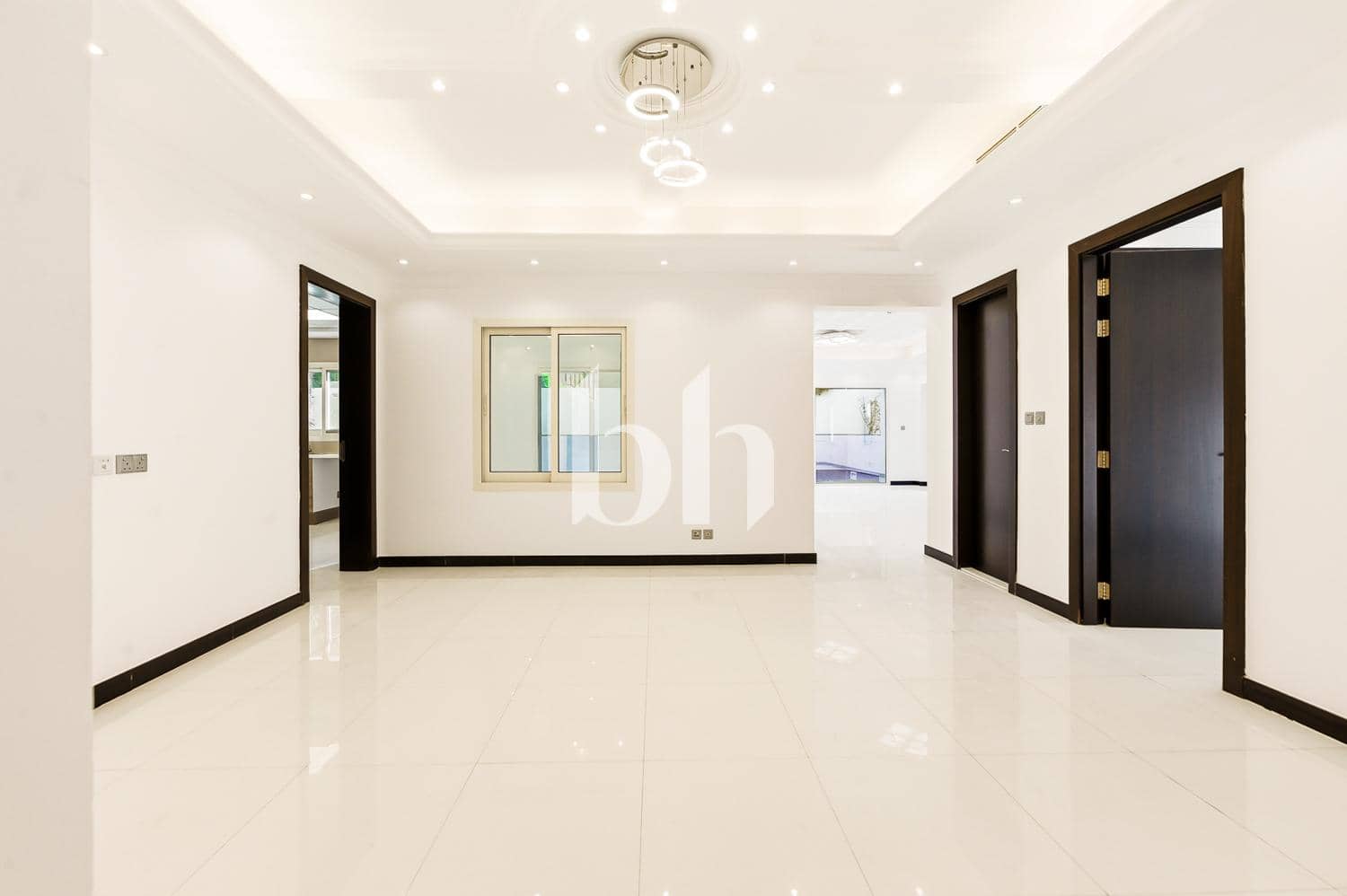 5 Bedroom Villa in Alvorada 4 Palmera 1 Way - photo 2