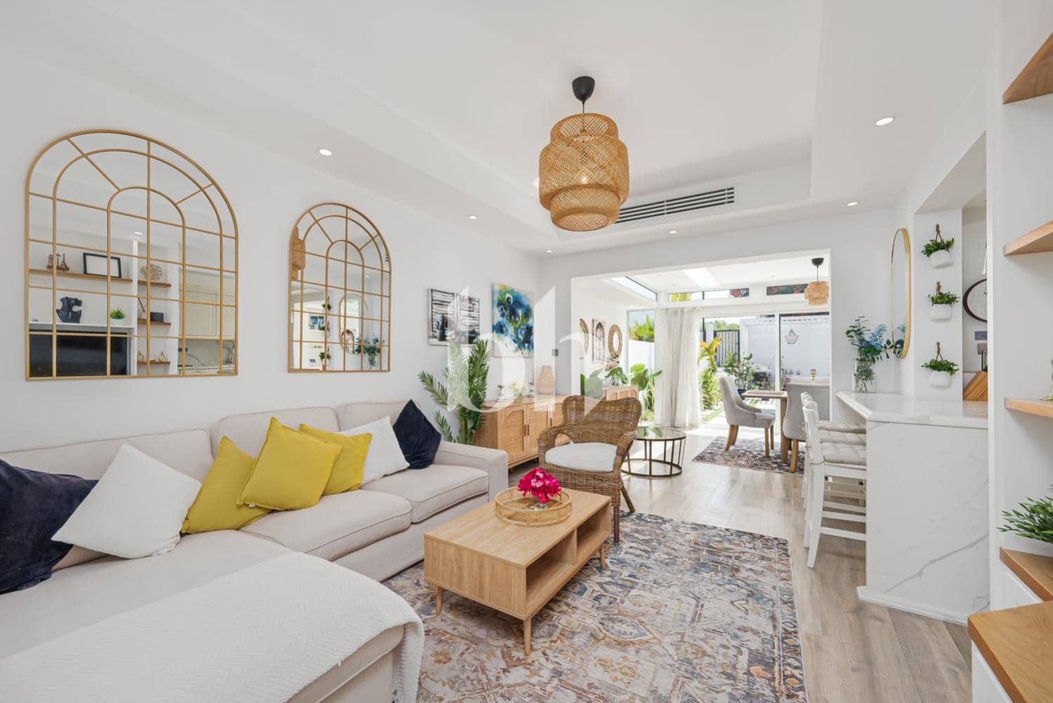 2 Bedroom Townhouse in Alma 2