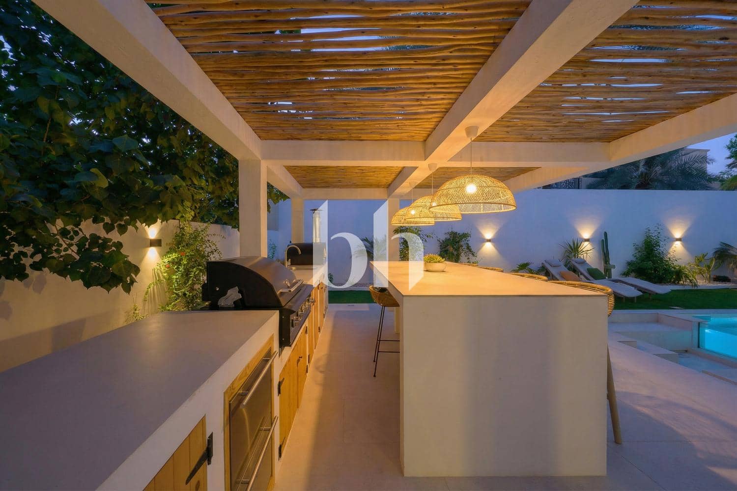 5 Bedroom Villa in Al Mahra - photo 2