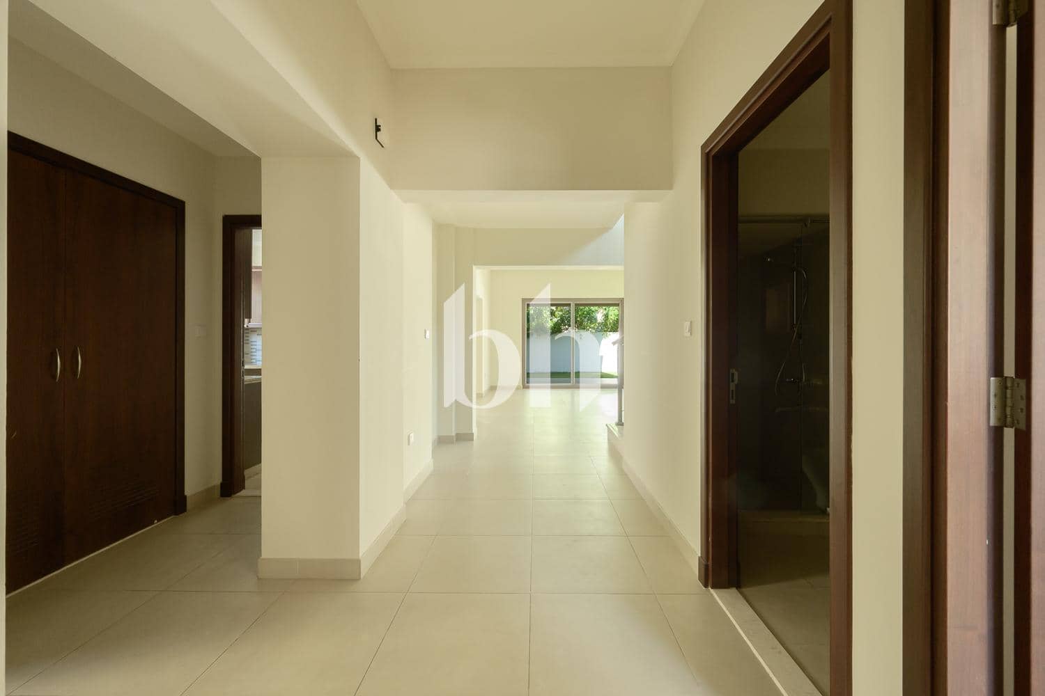 5 Bedroom Villa in Lila