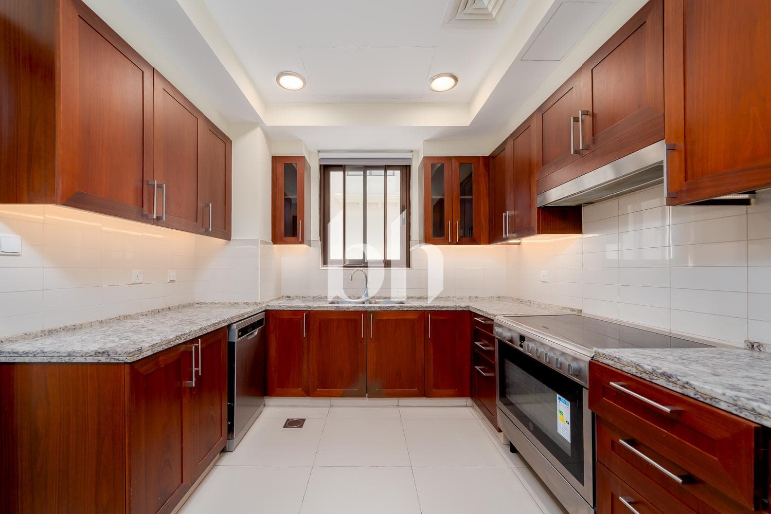 5 Bedroom Villa in Samara - photo 2