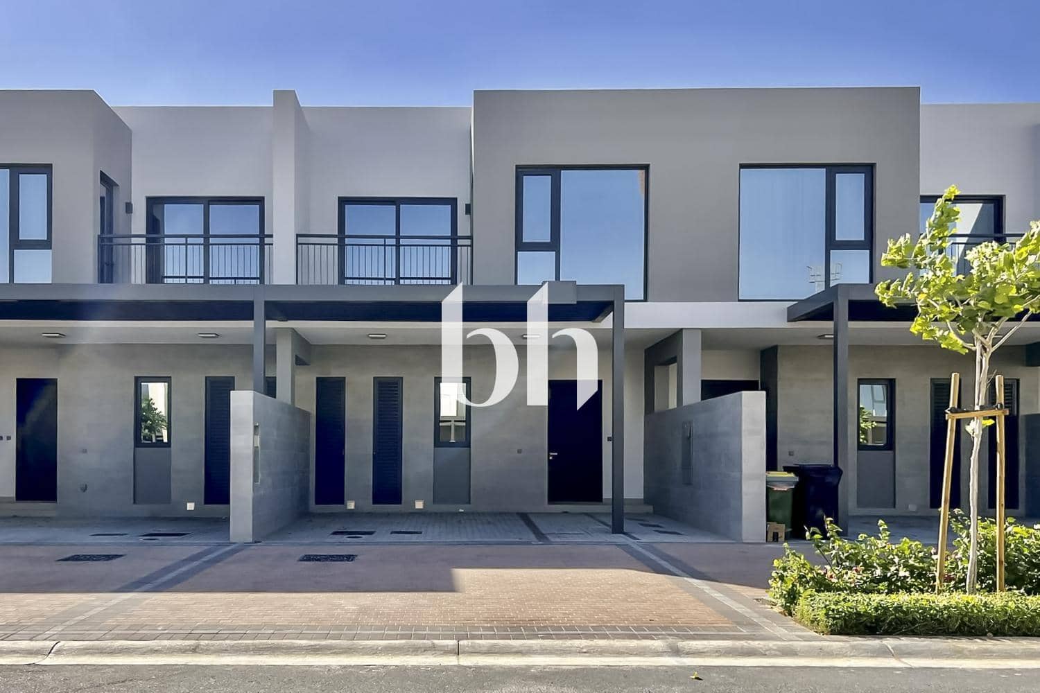 3 Bedroom Townhouse in Camelia 1