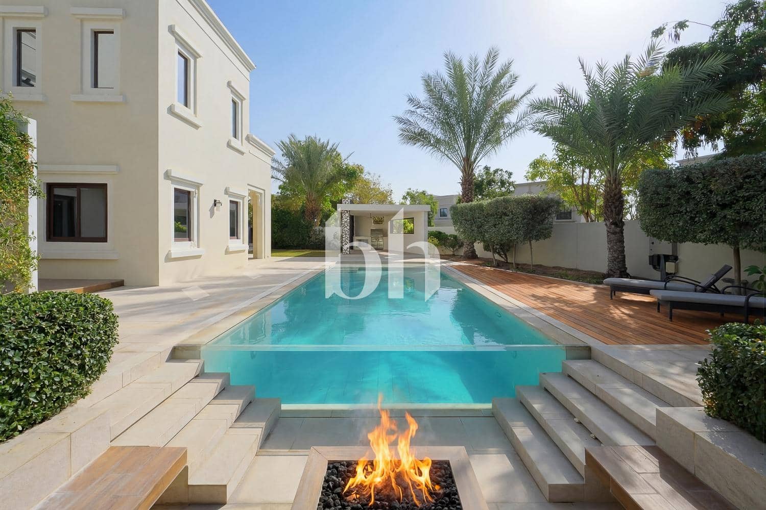 5 Bedroom Villa in Yasmin - photo 1