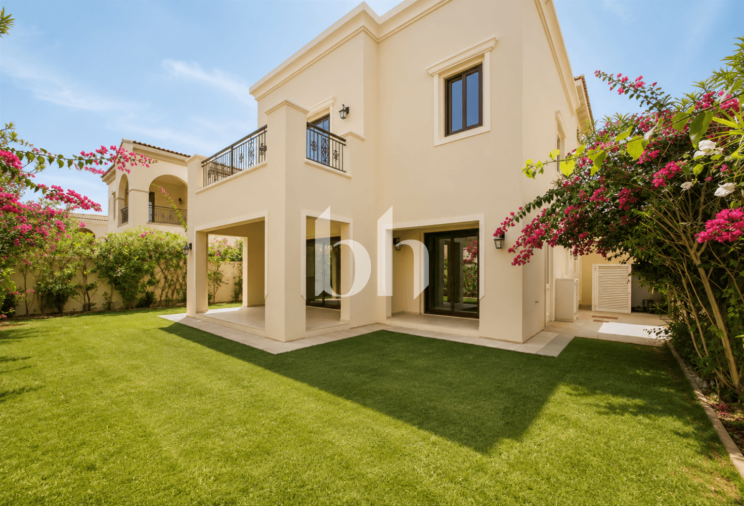 5 Bedroom Villa in Lila