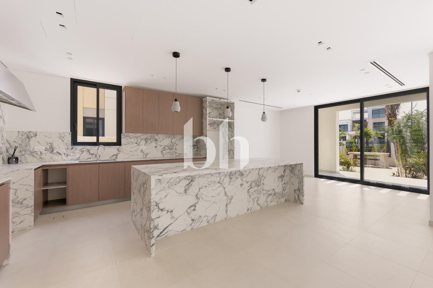6 Bedroom Townhouse in Caya - photo 1