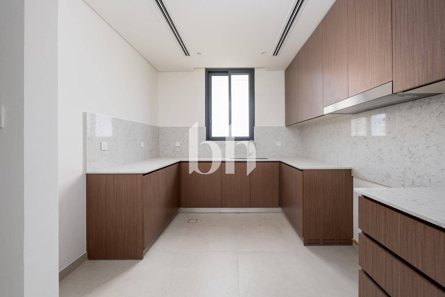 5 Bedroom Villa in Caya - photo 1