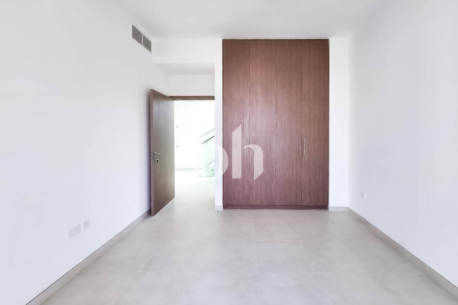 4 Bedroom Townhouse in Caya - photo 2