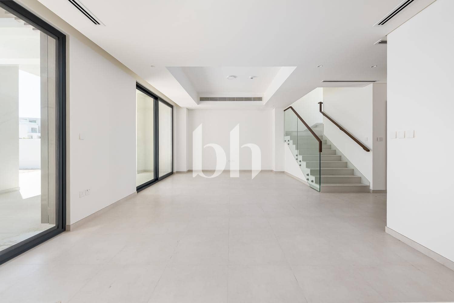 4 Bedroom Townhouse in Caya - photo 2