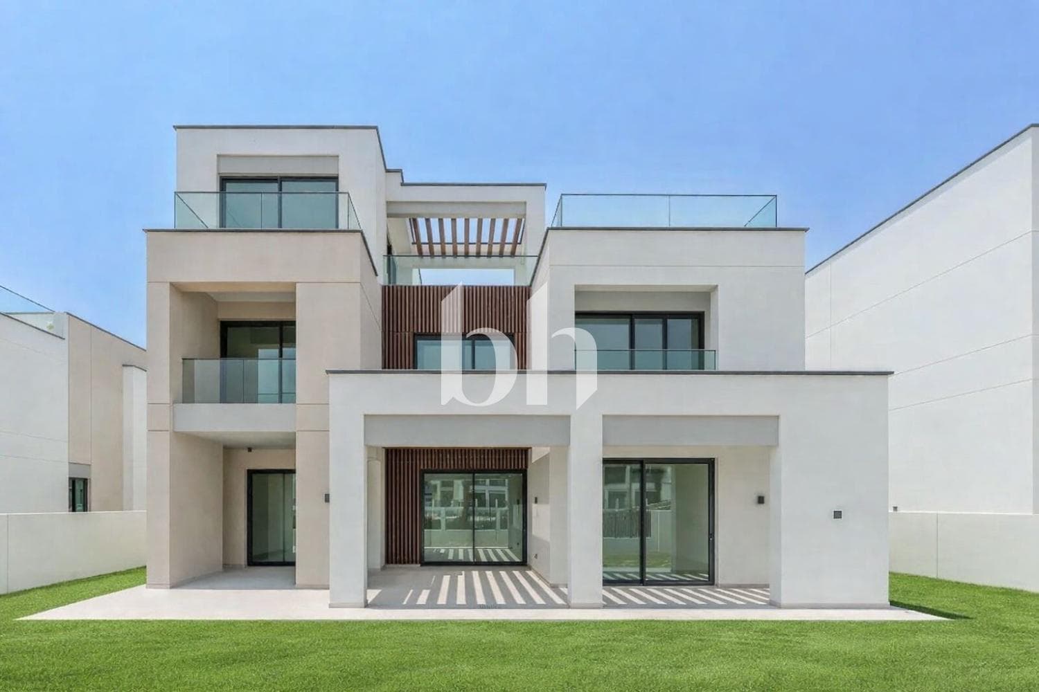 4 Bedroom Townhouse in Caya - photo 1