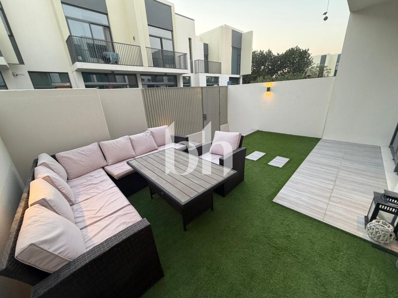 3 Bedrooms Townhouse in Joy