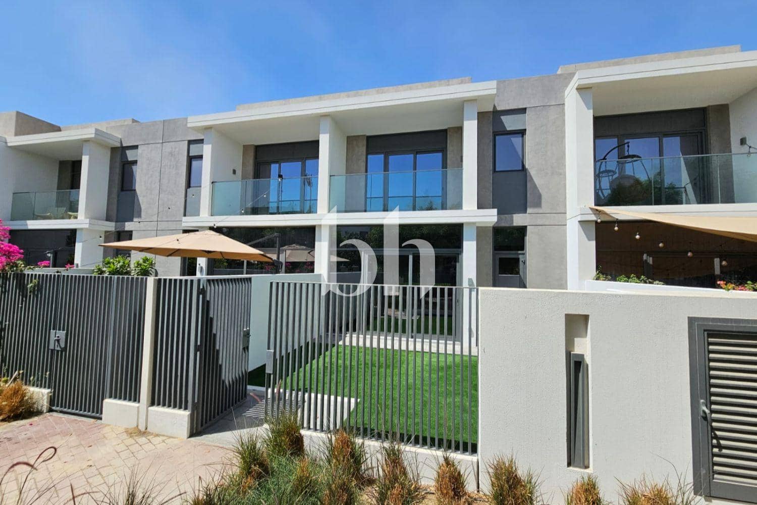 3 Bedroom Townhouse in Ruba - photo 1