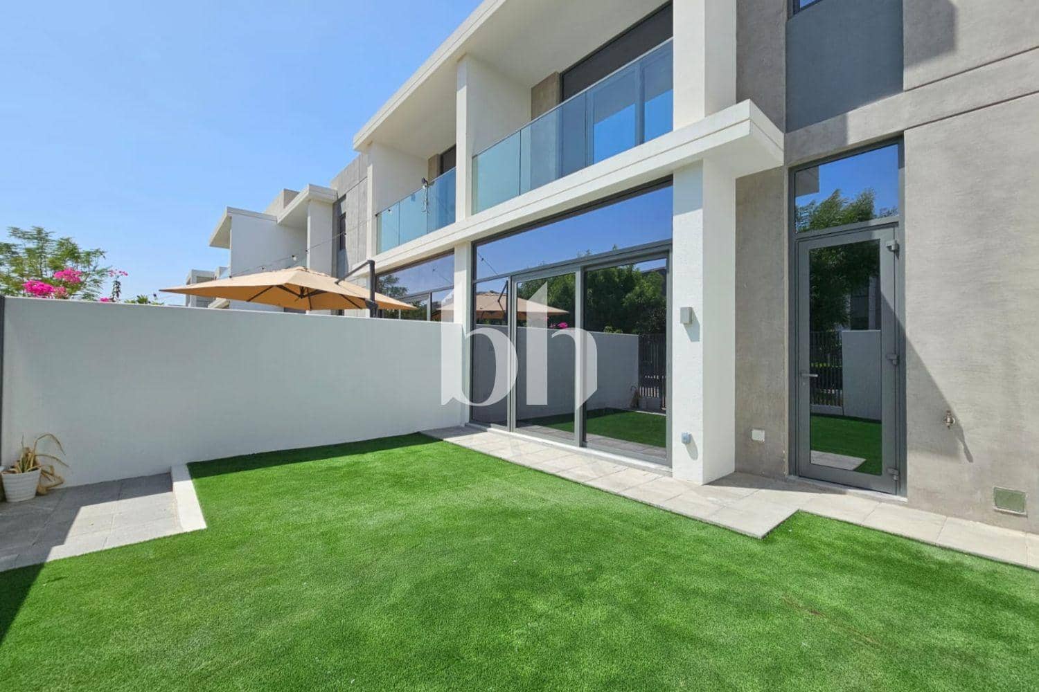 3 Bedroom Townhouse in Ruba - photo 2