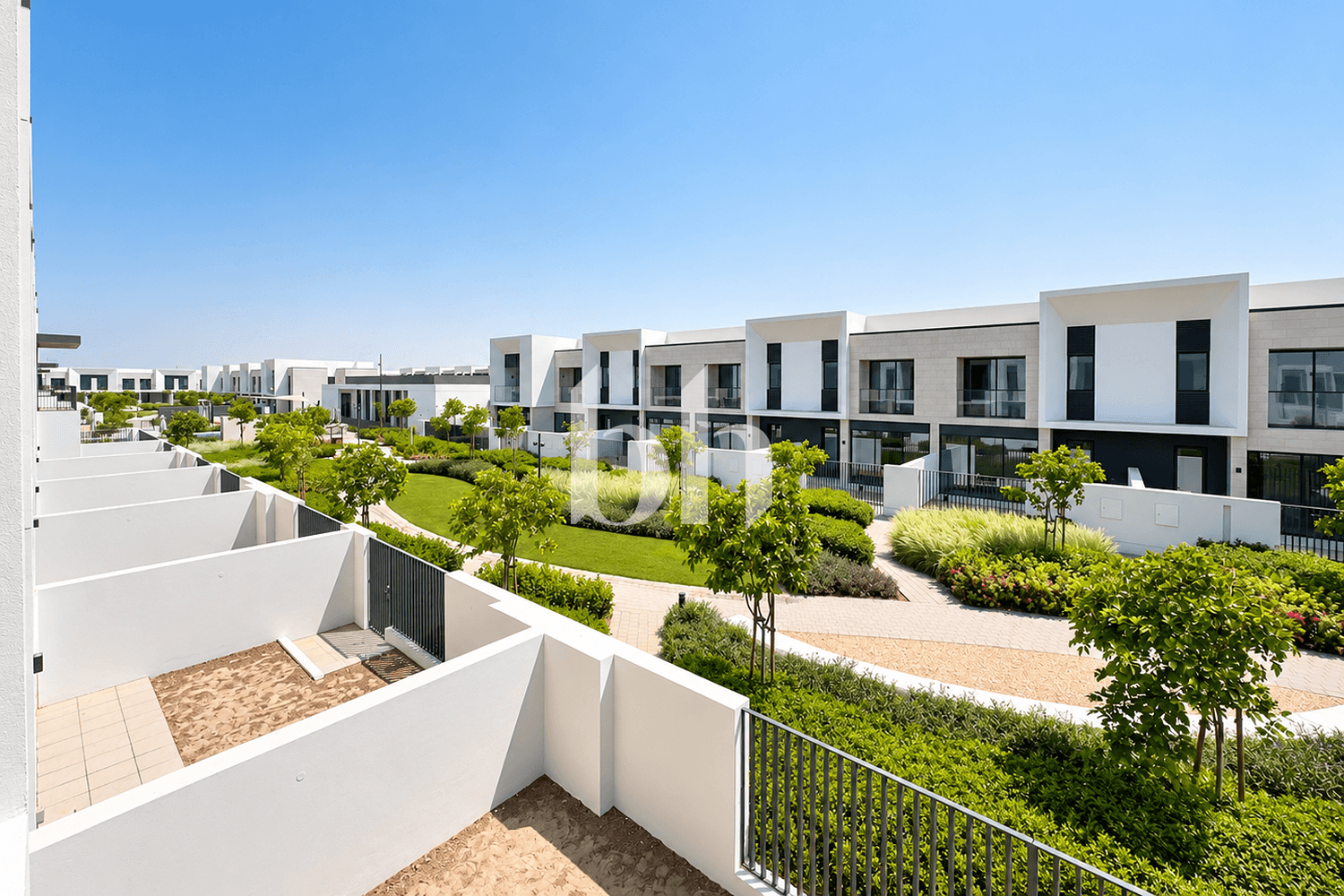 3 Bedroom Townhouse in May