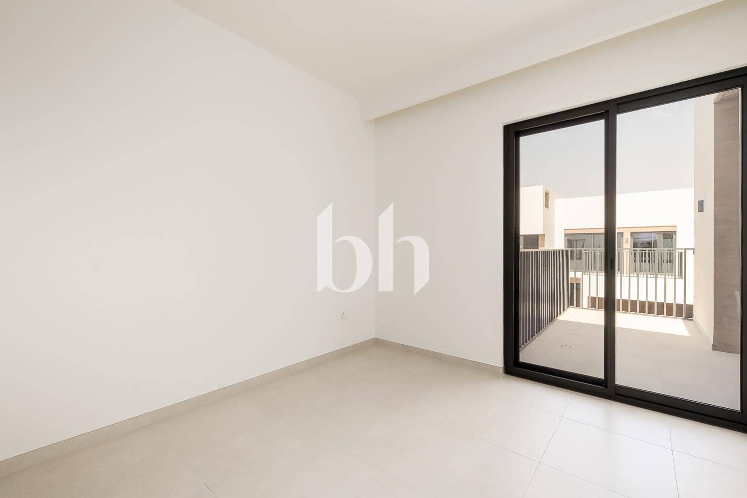3 Bedroom Townhouse in Bliss - photo 2