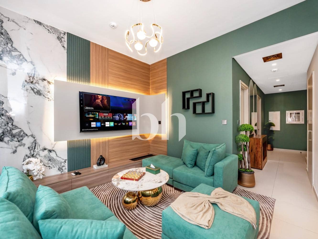 3 Bedroom Townhouse in Sun - photo 1