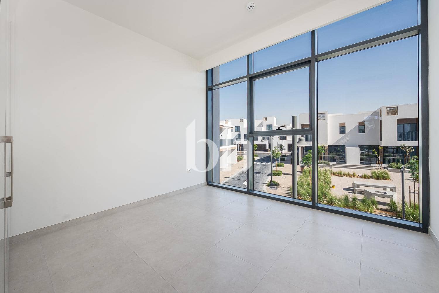 4 Bedroom Townhouse in Bliss - photo 2