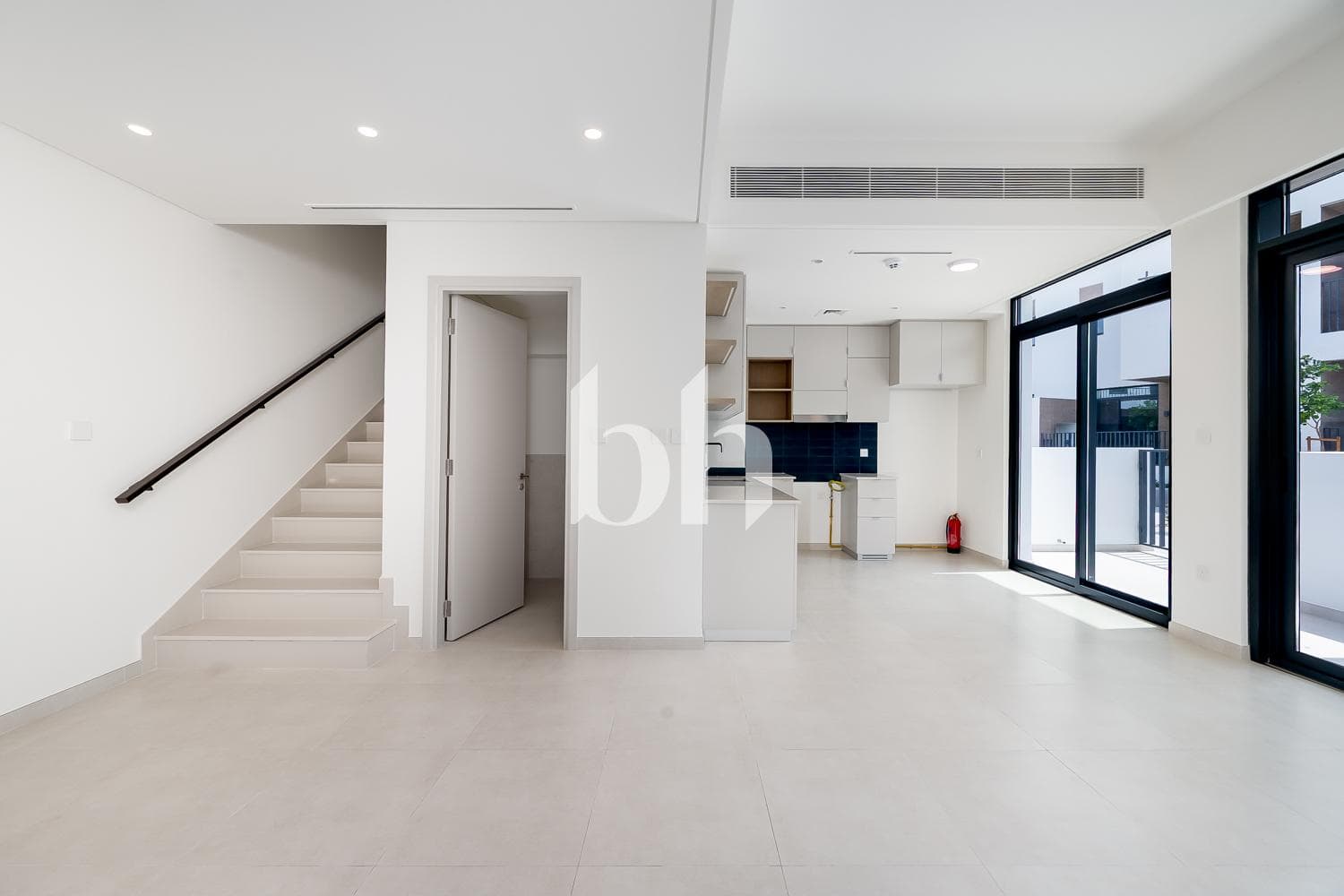 3 Bedroom Townhouse in Bliss - photo 2