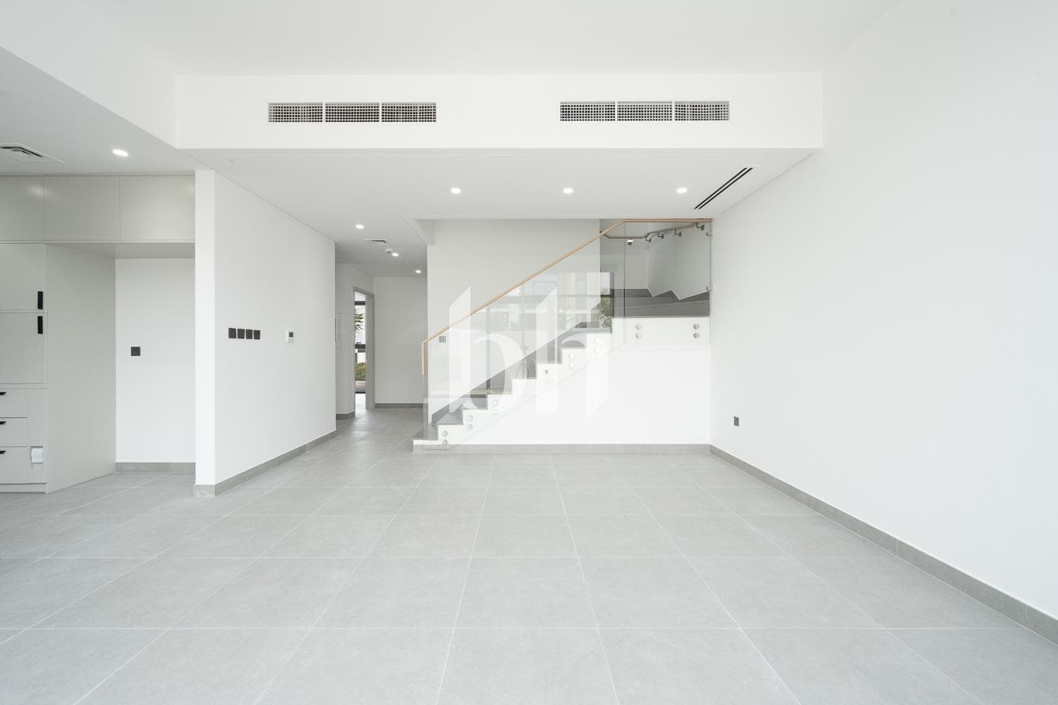 4 Bedroom Villa in Ruba - photo 1