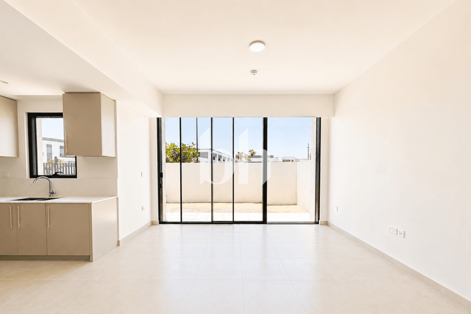 4 Bedroom Townhouse in Raya