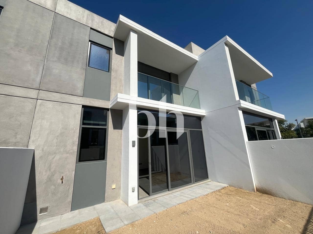 3 Bedroom Townhouse in Ruba - photo 1