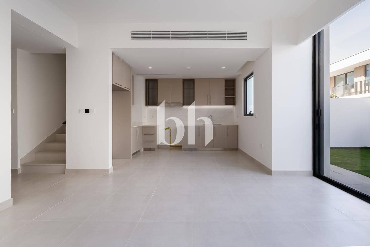 3 Bedroom Townhouse in Raya - photo 1