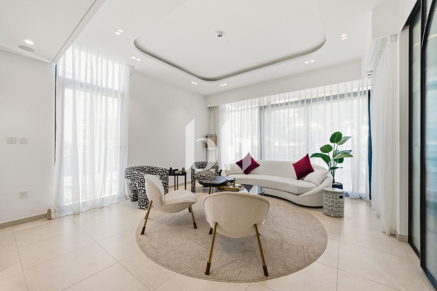 4 Bedrooms Townhouse in Bliss - photo 2