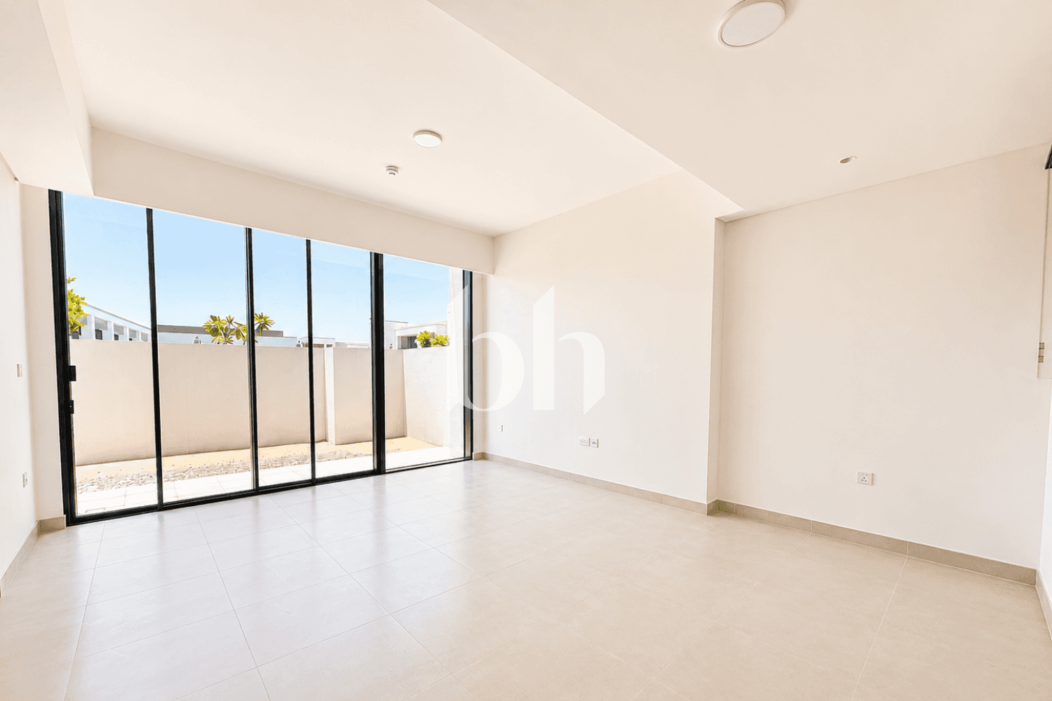 4 Bedroom Townhouse in Raya