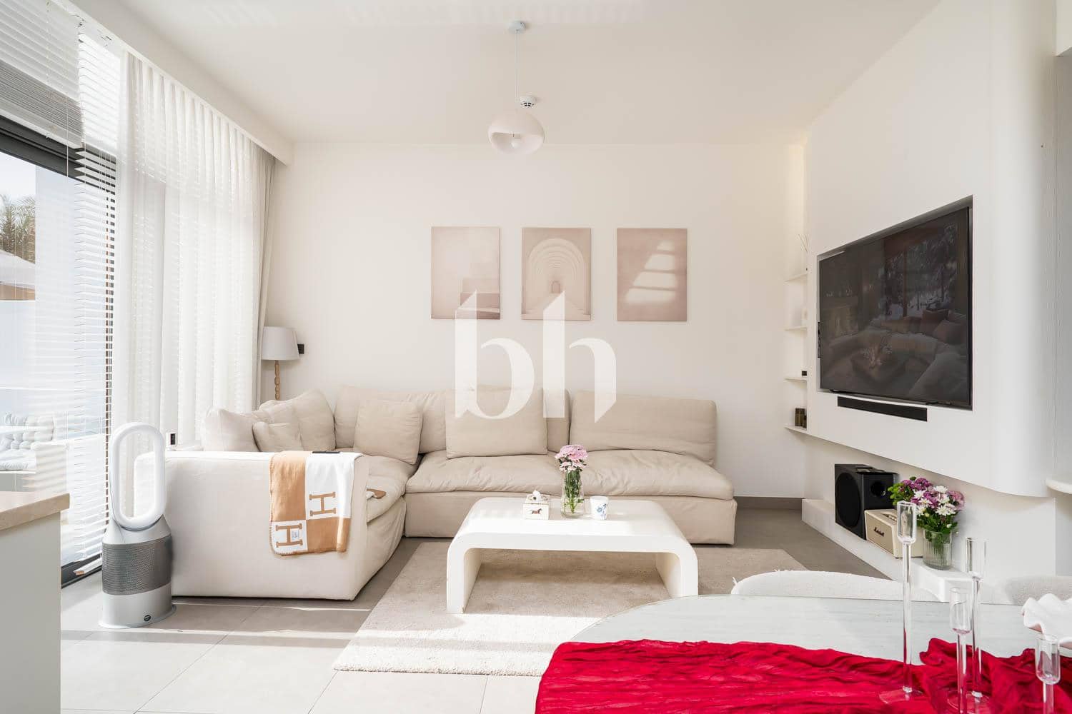 3 Bedroom Townhouse in Ruba - photo 2