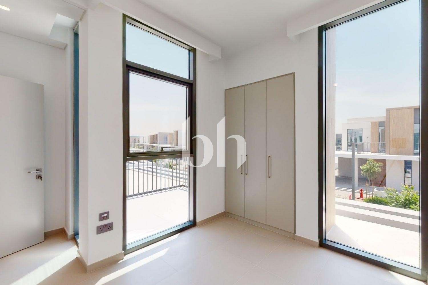 4 Bedroom Villa in Spring - photo 1