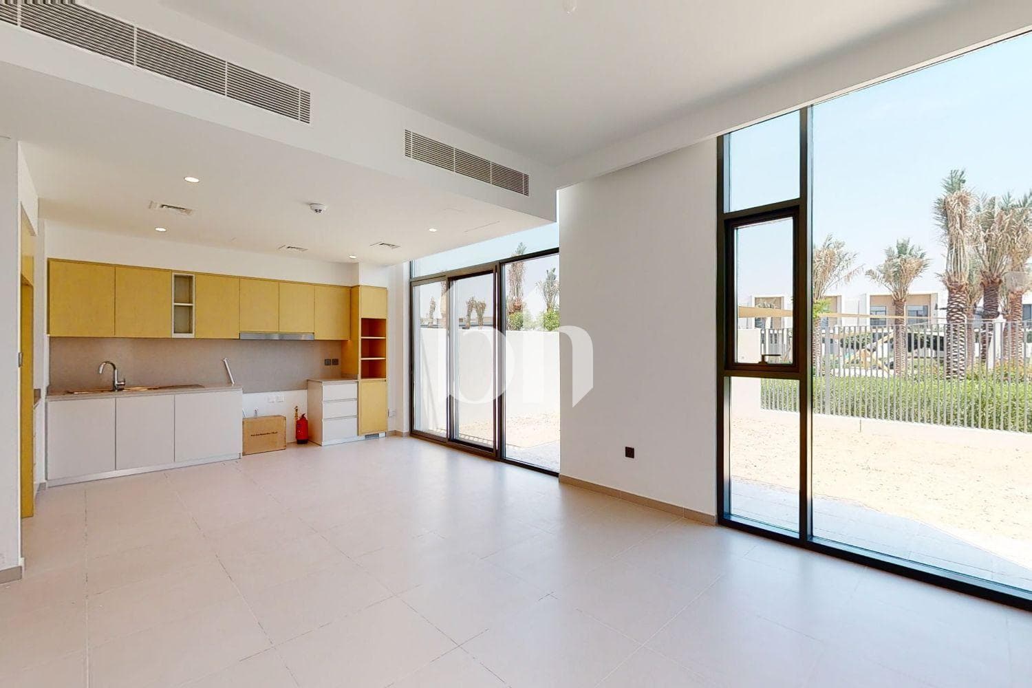 4 Bedroom Villa in Spring - photo 2