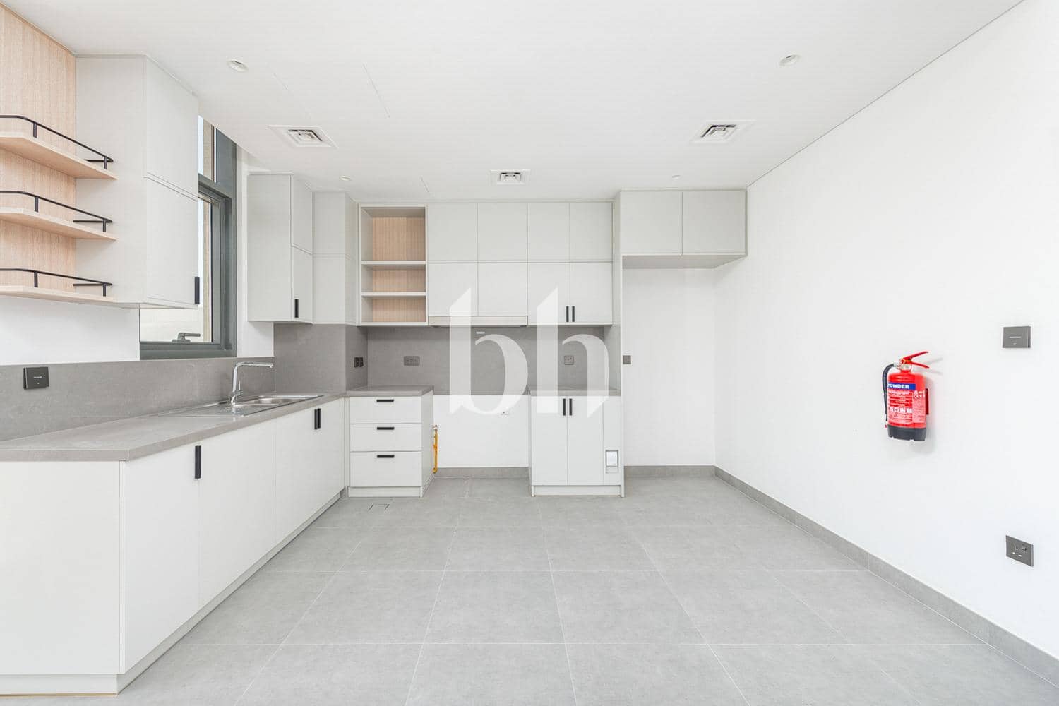 3 Bedroom Villa in Ruba - photo 2