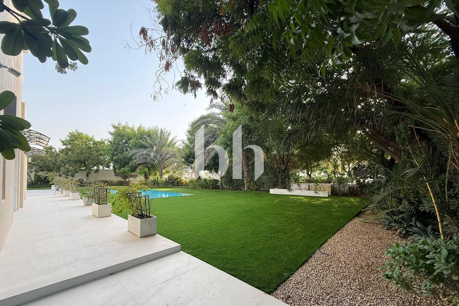 6 Bedroom Villa in Novelia - photo 1