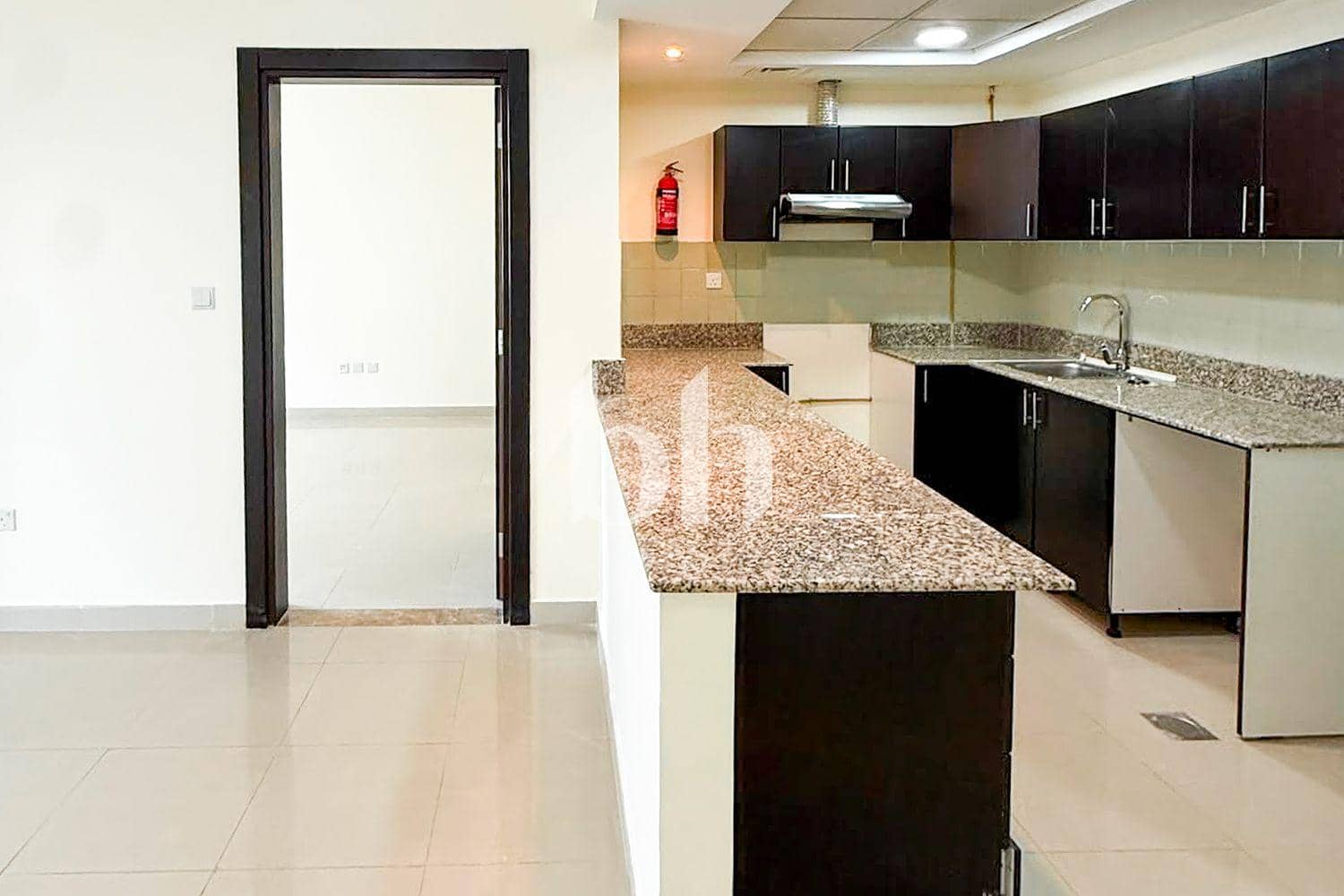1 Bedroom Apartment in Red Residency - photo 2