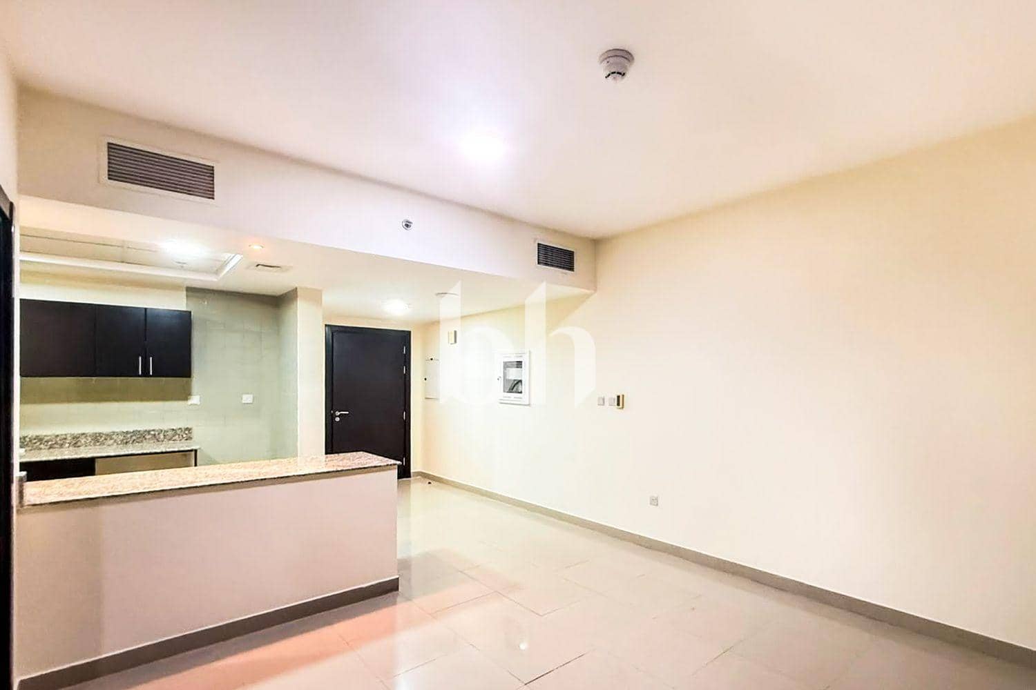 1 Bedroom Apartment in Red Residency - photo 2