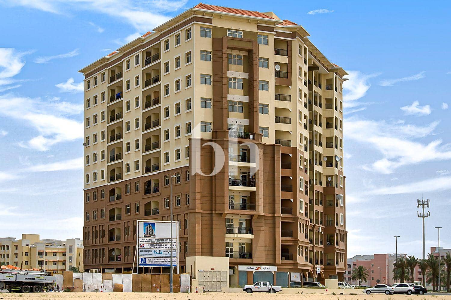 Studio Apartment in Royal Residence 1 - photo 1