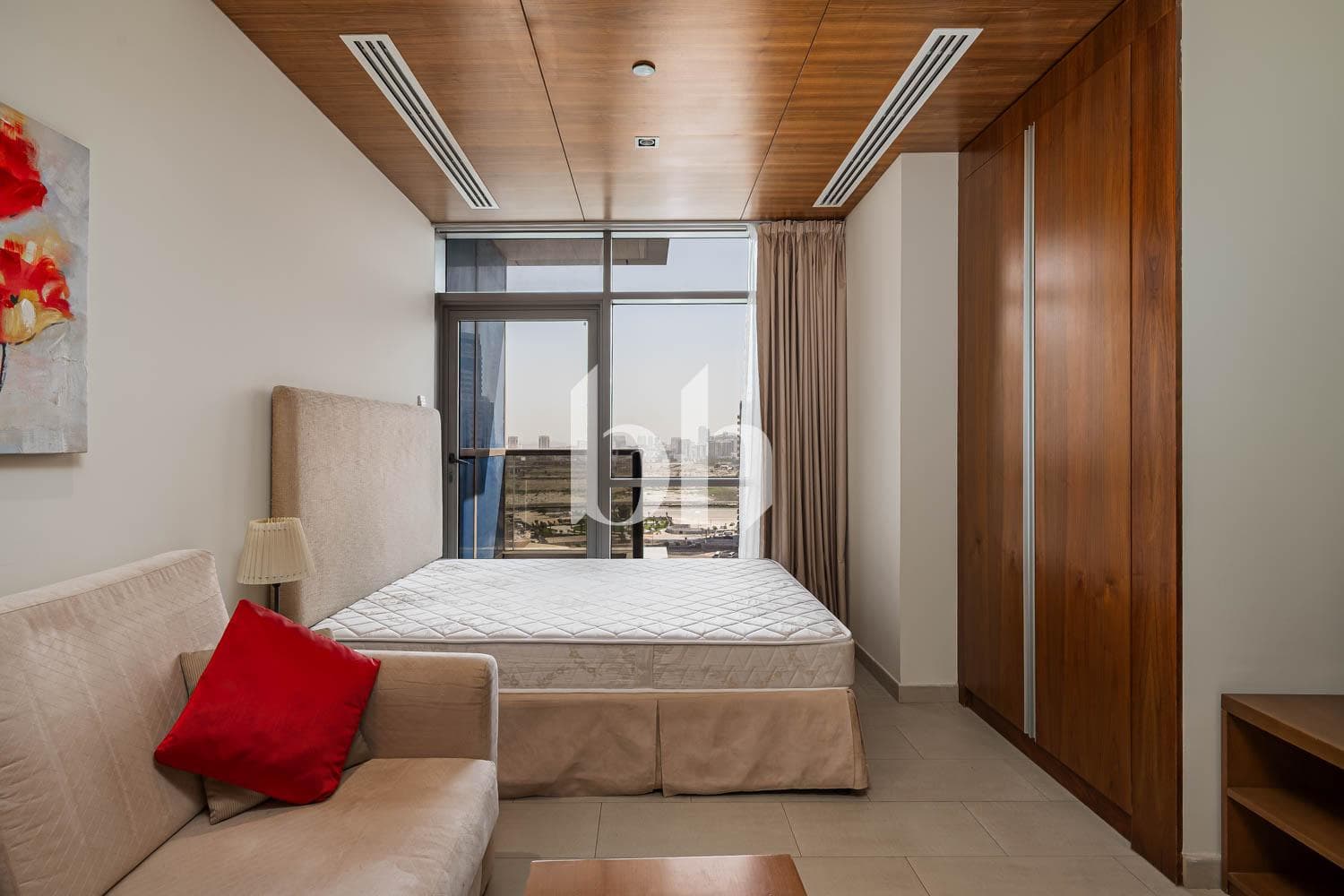 Studio Apartment in The Spirit - photo 1