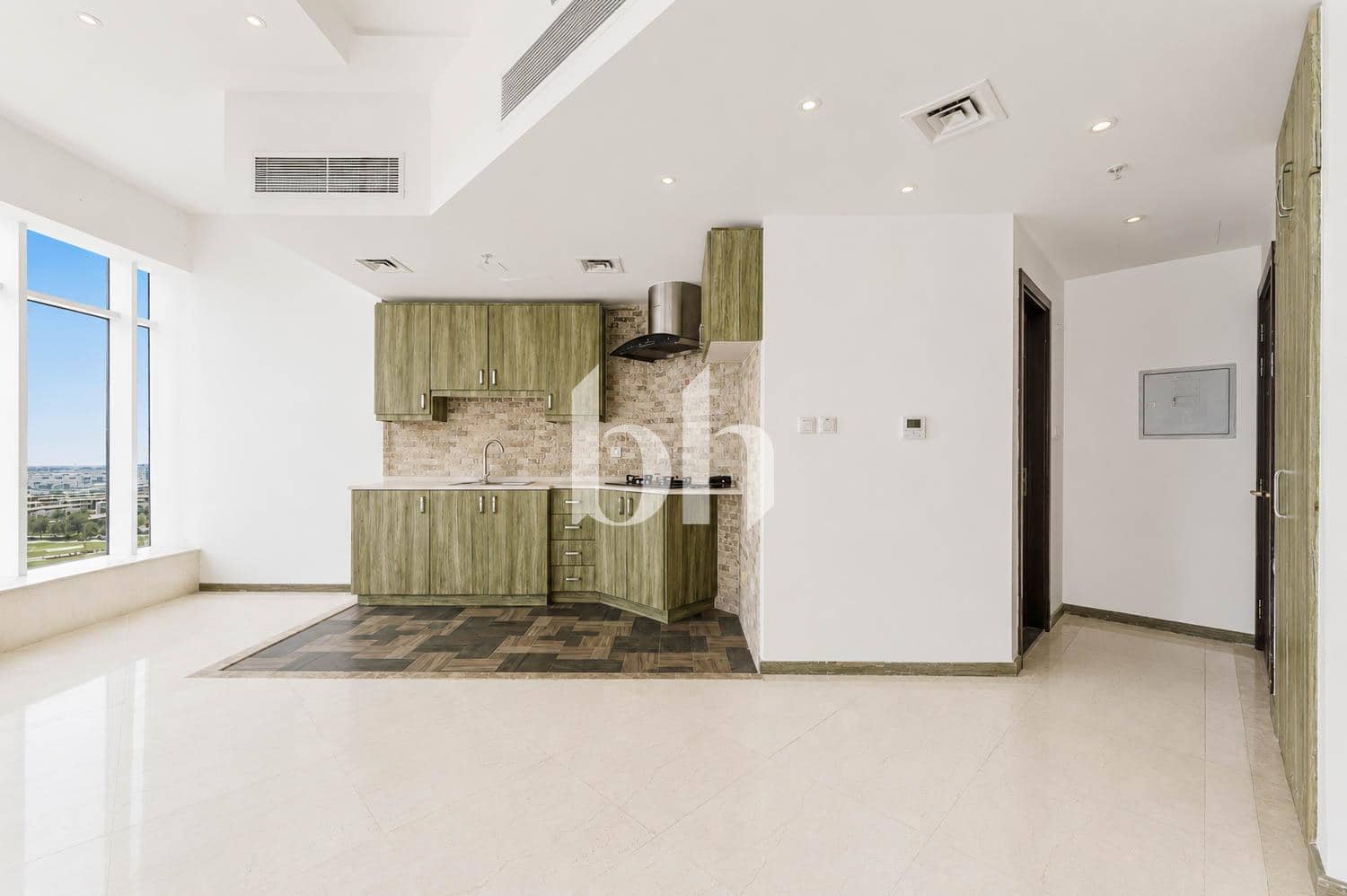 Studio Apartment in Zenith A2 Tower - photo 2
