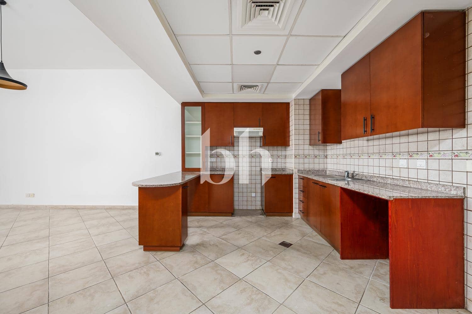 1 Bedroom Apartment in New Bridge Hills 2 - photo 2