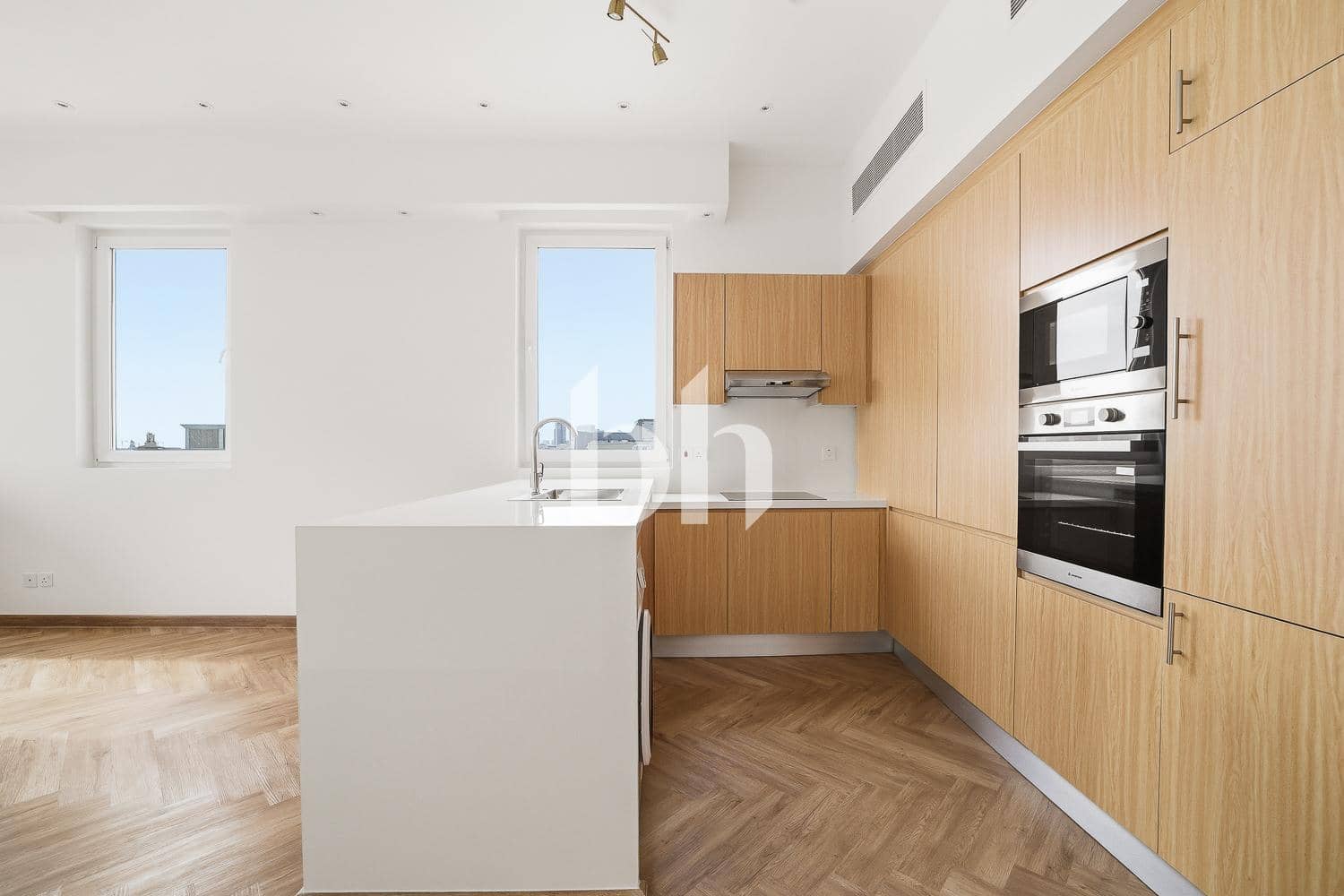 1 Bedroom Apartment in Barton House 1 - photo 2