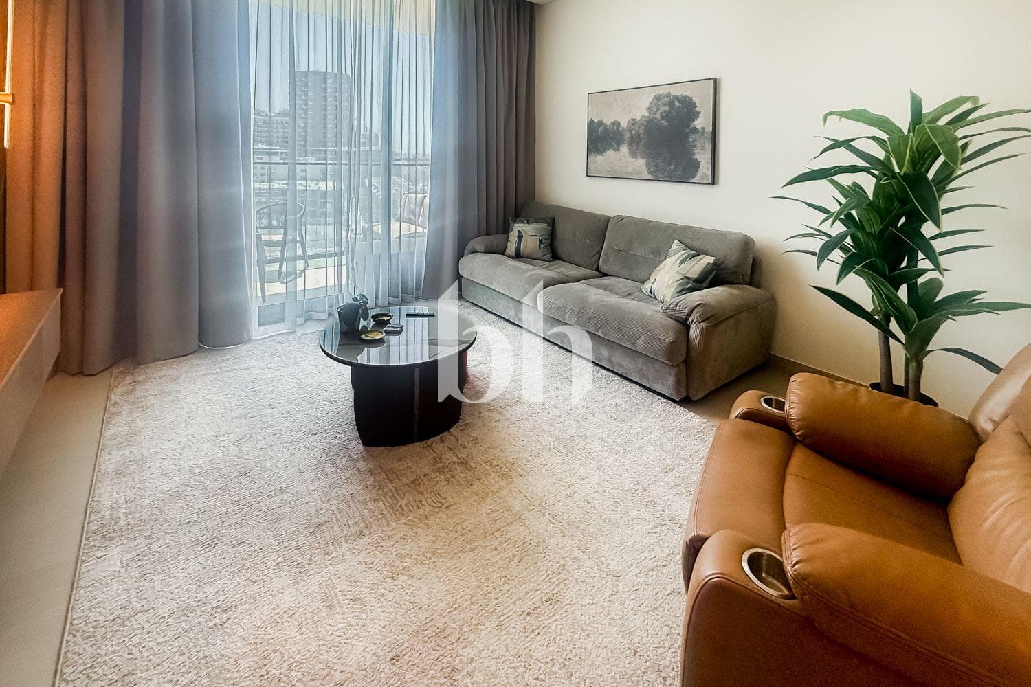 1 Bedroom Apartment in Binghatti Phoenix - photo 2