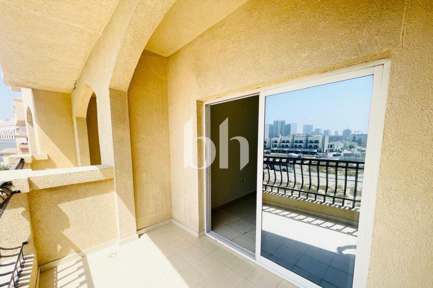 1 Bedroom Apartment in Diamond Views 3 - photo 2