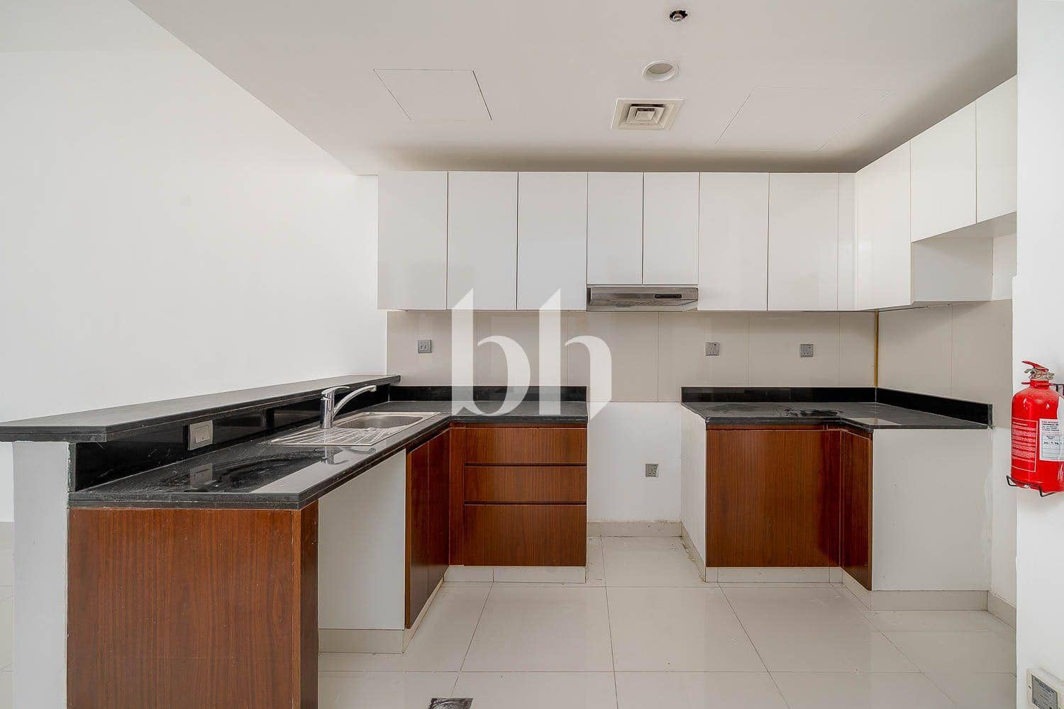1 Bedroom Apartment in Dezire Residences - photo 1