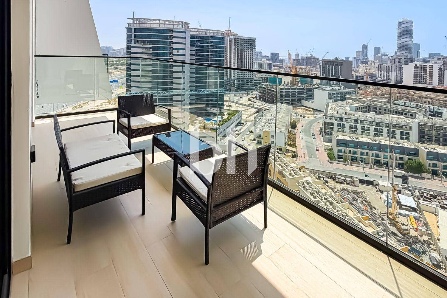1 Bedroom Apartment in Binghatti LUNA - photo 2