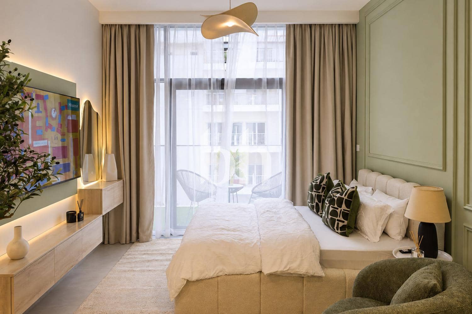 Studio Apartment in Cubix Residences