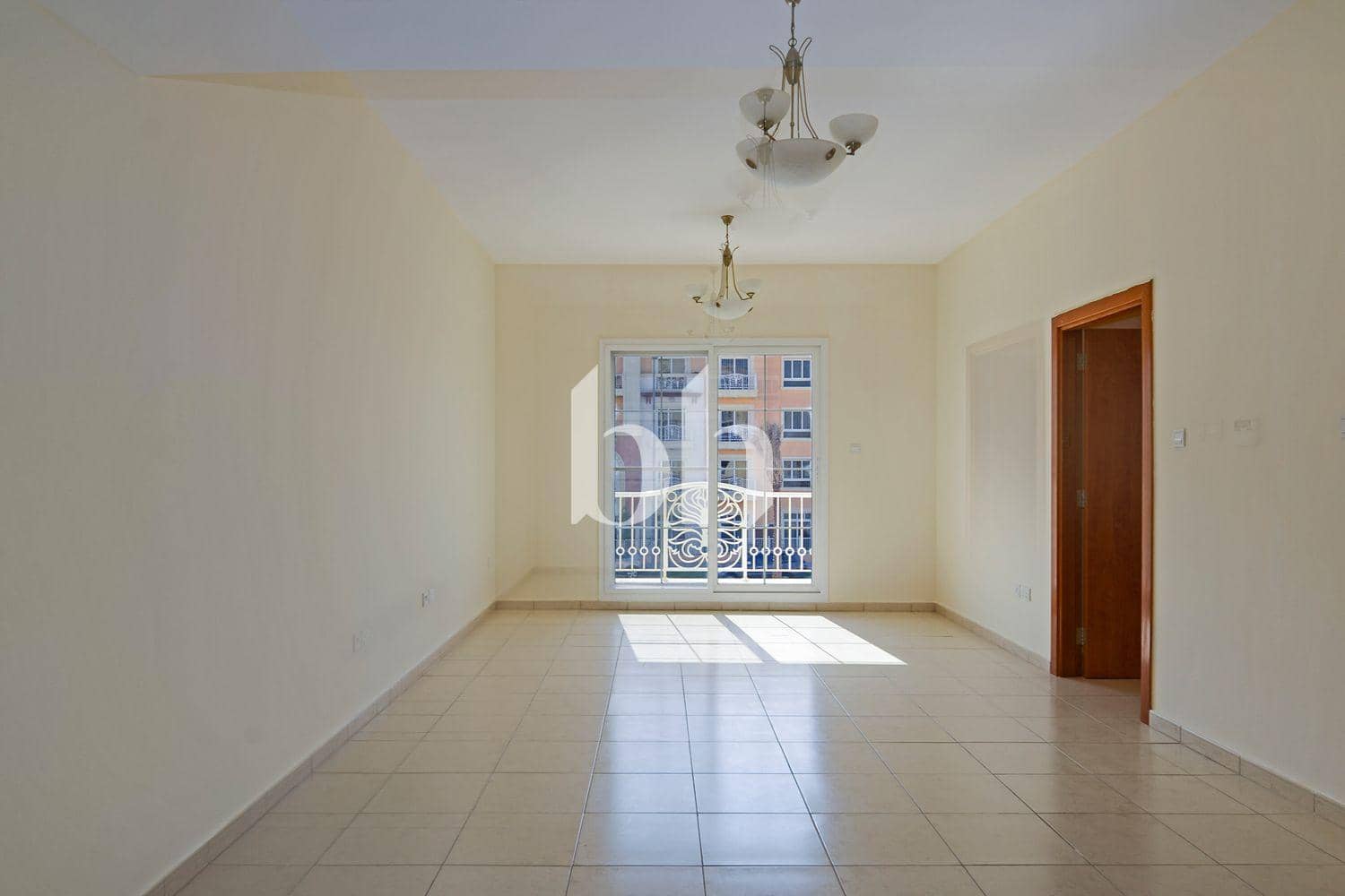 1 Bedroom Apartment in Florence 2 - photo 1