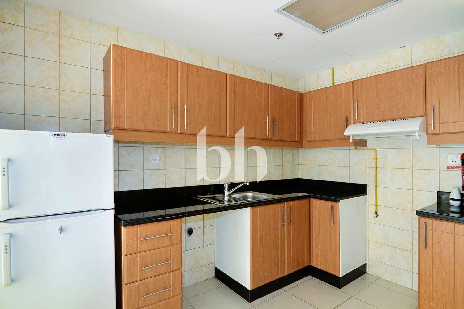 1 Bedroom Apartment in Florence 2 - photo 2
