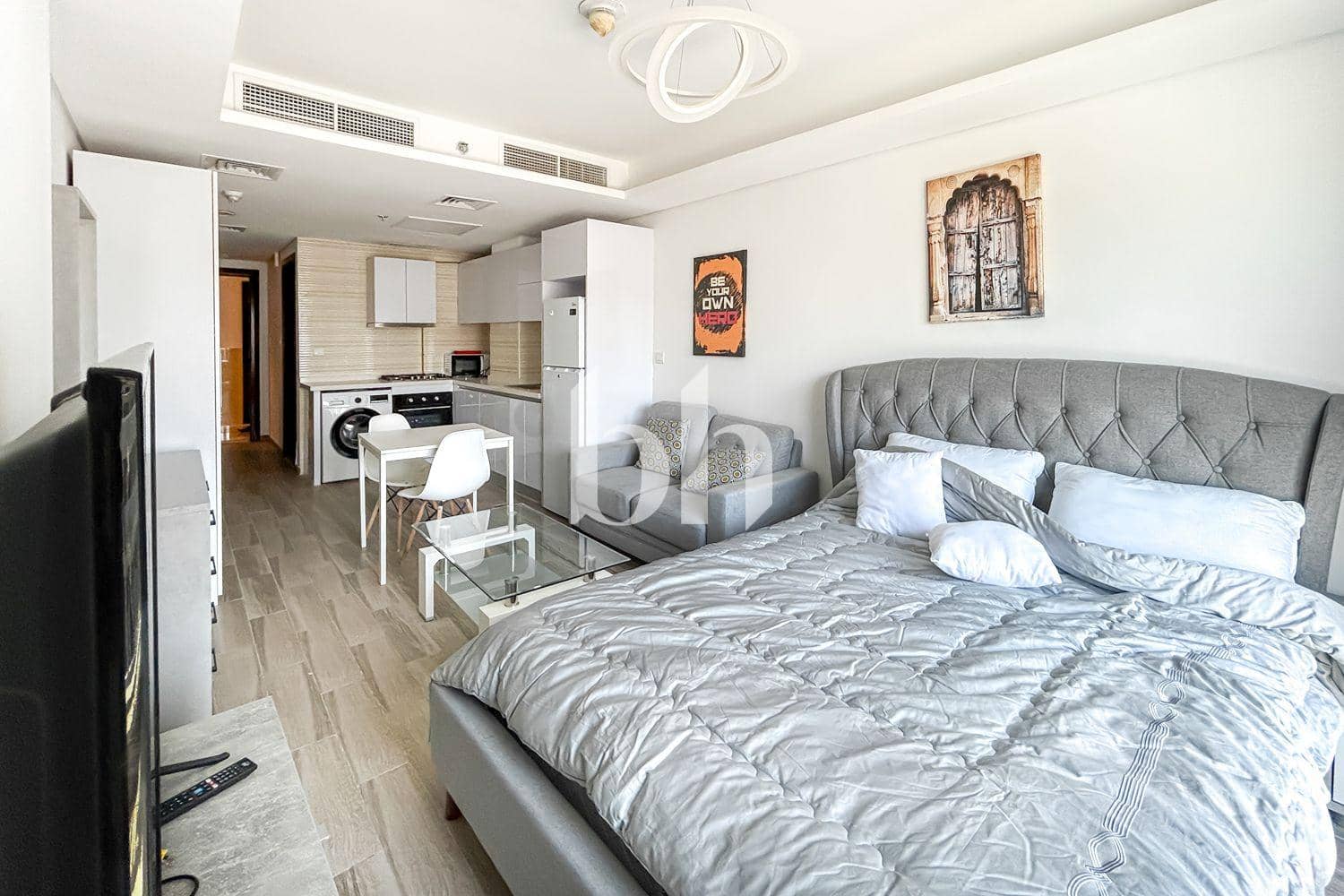 Studio Apartment in Laya Mansion - photo 2