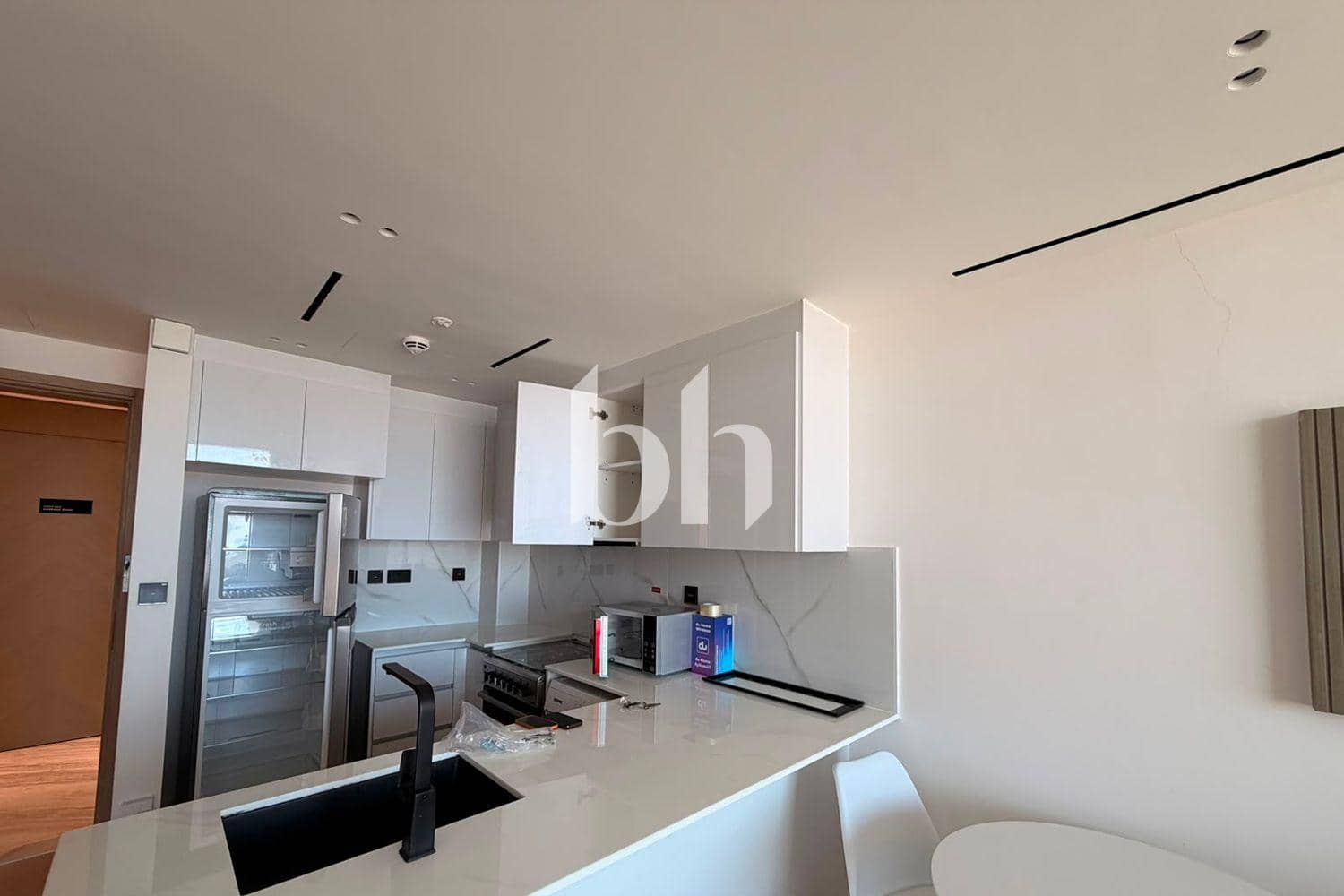 1 Bedroom Apartment in Binghatti Corner - photo 1